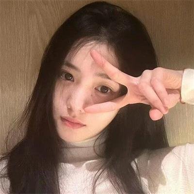 亚曼达厌世系